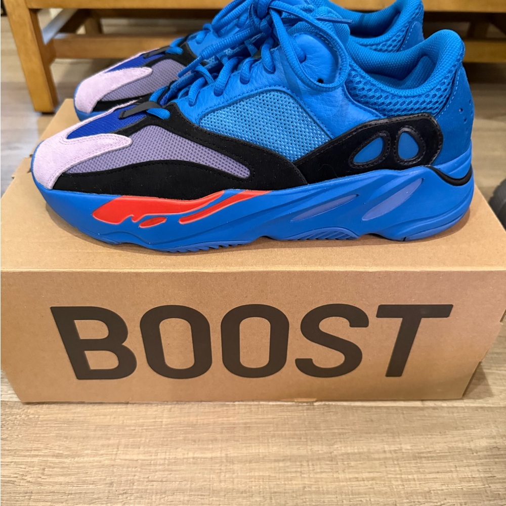 Adidas Yeezy Boost 700 ‘Hi-Res Blue’